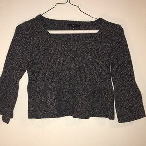 Gray knit cropped sweater